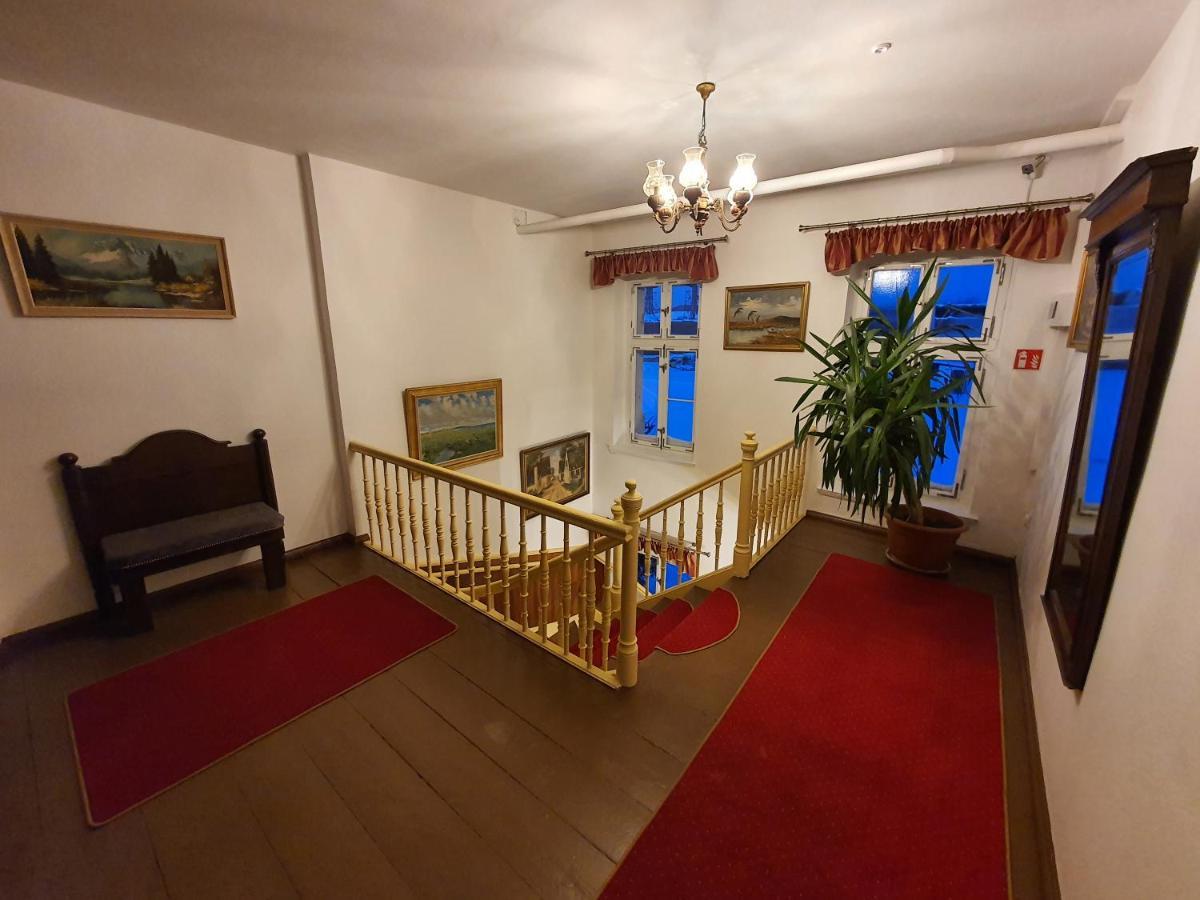 Palac Lawica- Splywy Przelomem Bardzkim * Kladsko